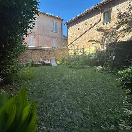 別荘 Vicity Orvieto, La Casa Degli Affreschi E La Casa Del Giardino Segreto