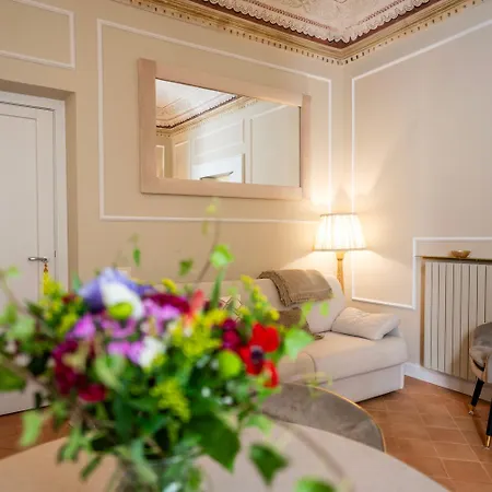 Vicity Orvieto, La Casa Degli Affreschi E La Casa Del Giardino Segreto