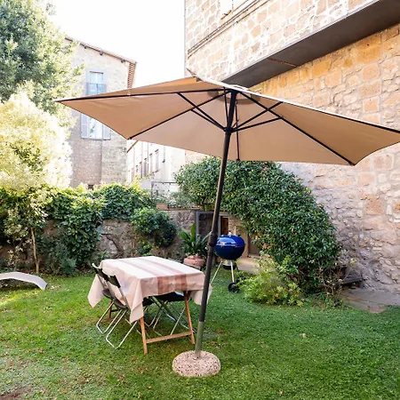 別荘 Vicity Orvieto, La Casa Degli Affreschi E La Casa Del Giardino Segreto *