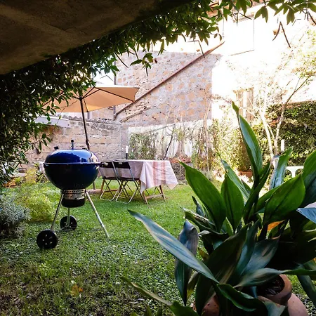 Holiday home Vicity Orvieto, La Casa Degli Affreschi E La Casa Del Giardino Segreto *