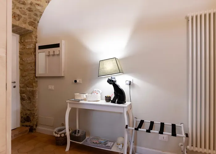 펜션 Vicity Orvieto, La Casa Degli Affreschi E La Casa Del Giardino Segreto